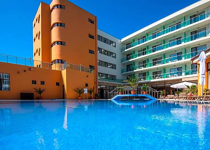 Hotel Saturn Foto